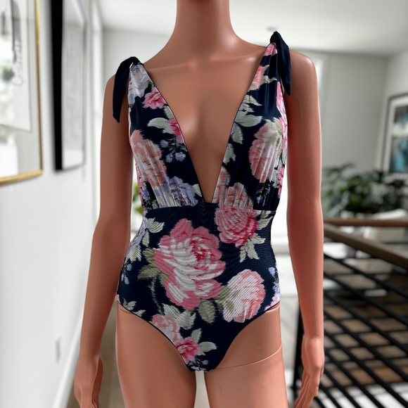Navy Blue Floral One Piece Maaji Swimsuit in Size Small - Picture 1 of 12